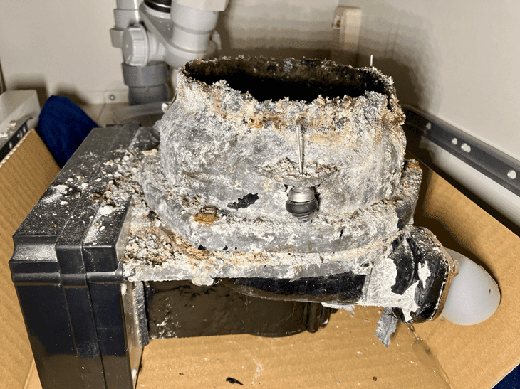 パナソニック本体腐食